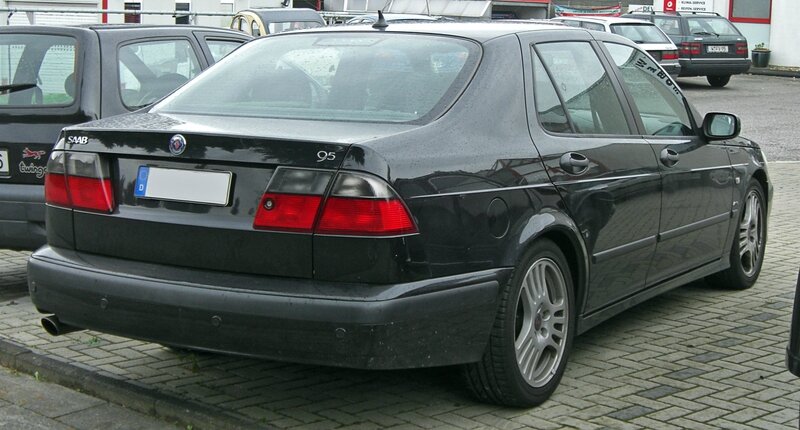 Saab_9-5_(1997-2002)_rear