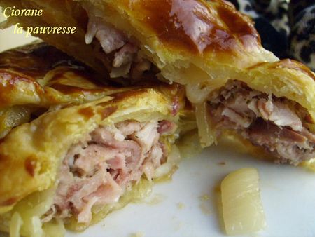 panier_andouillette_oignon_coupe