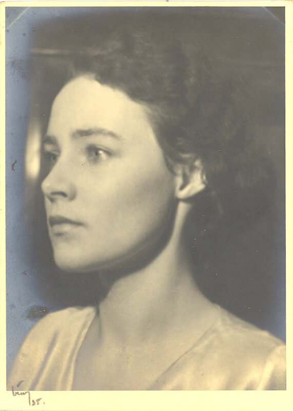 1935 la pianiste Edith Farnadi (1)