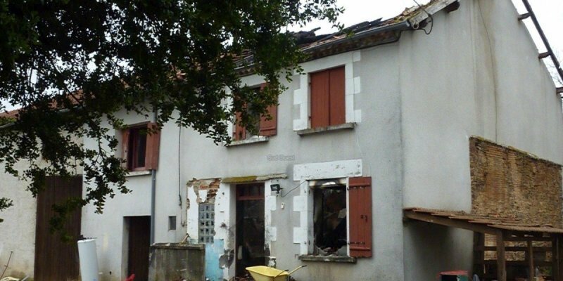 Saint-Paul-La-Roche Un corps calciné découvert