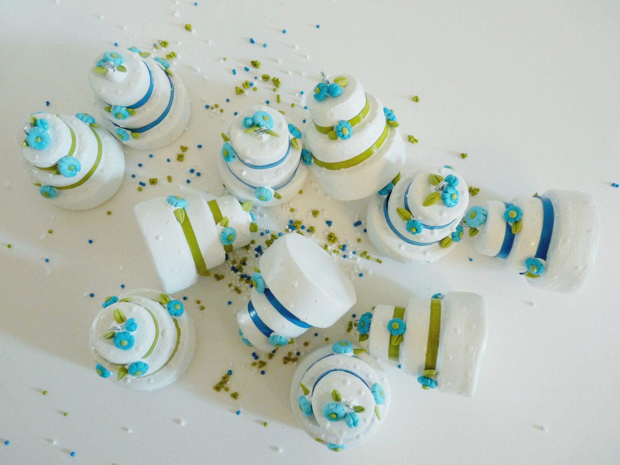 Mini Wedding cake, marque places aux couleurs d'un mariage