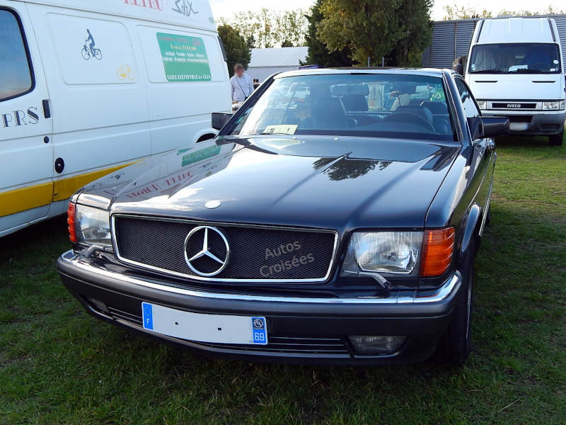 Mercedes560SECC126av