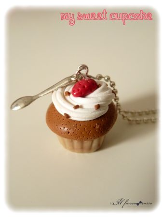 My_sweet_cupcake_collier