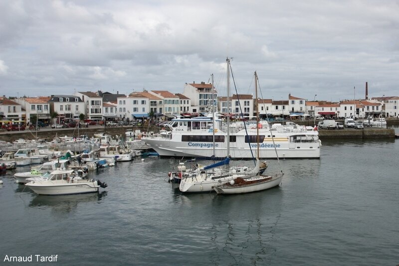 00520 Noirmoutier Juin 2020 - L'Ile d'Yeu - Port Joinville