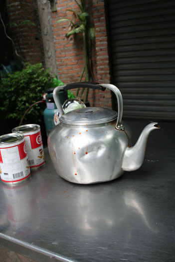 teapot