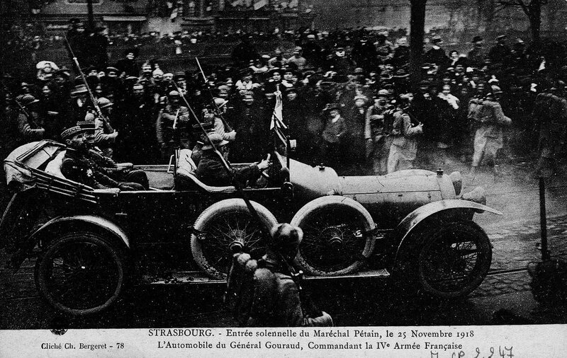 Strasbourg_78_L'automobile_du_Général_[