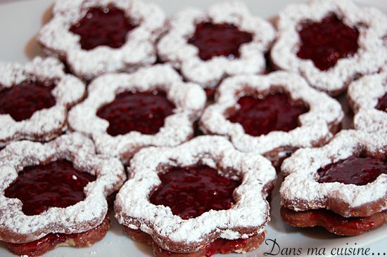 Petits biscuits façon Linzer, pour le calendrier de lAvent gourmand recettes Petits biscuits façon Linzer, pour le calendrier de lAvent gourmand