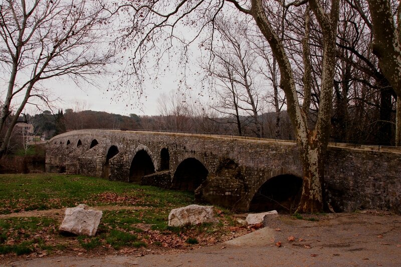 pont Charlemagne la Roque