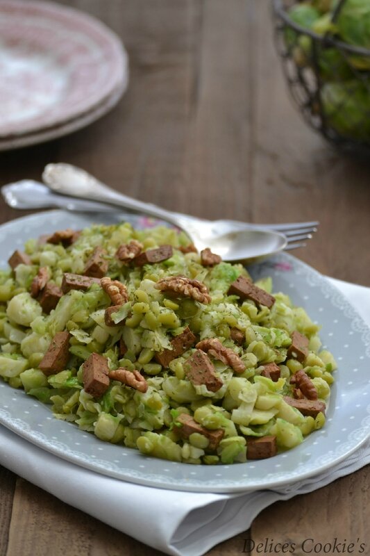 Salade pommes choux de Bruxelles pois cassés tofu IG bas vegan