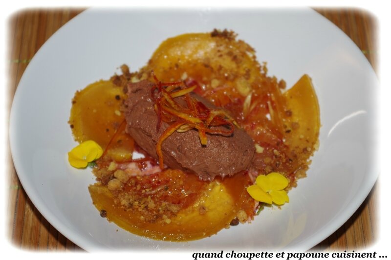 suprêmes d'oranges au cointreau, cédrat confit, mousse chocolat au cédrat et crumble pistache-8273