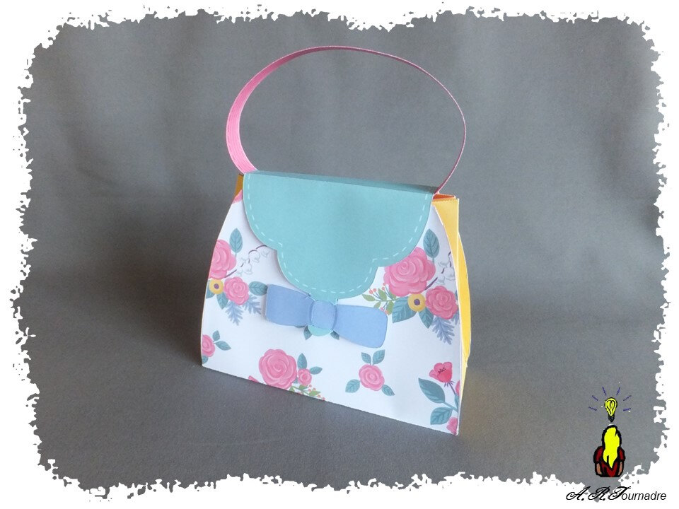 ART 2018 05 petit sac fleuri 2