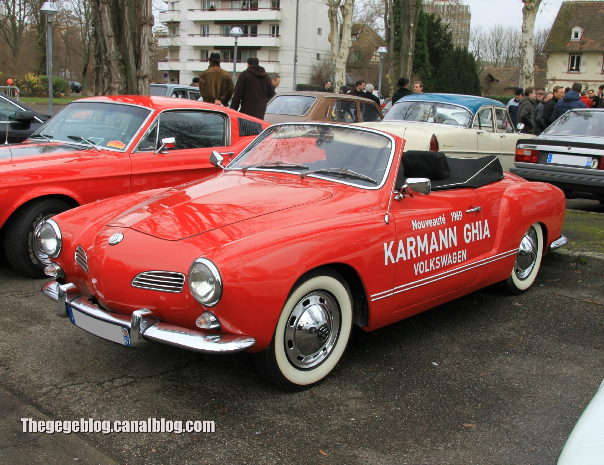 Vw karmann ghia cabriolet de 1969 (Retrorencard fevrier 2013) 01