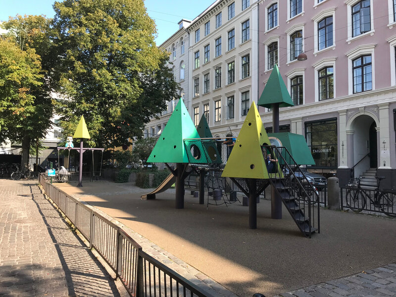Passage obligé ©Kid Friendly