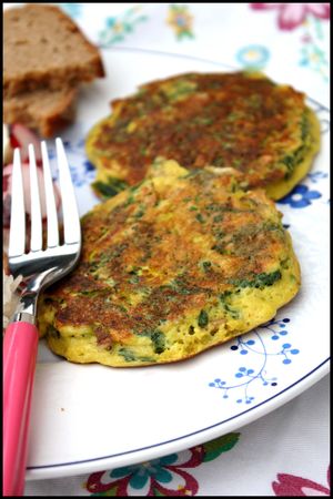 Petites crêpes aux fanes de radis et parmesan recettes Soupe de fanes de radis