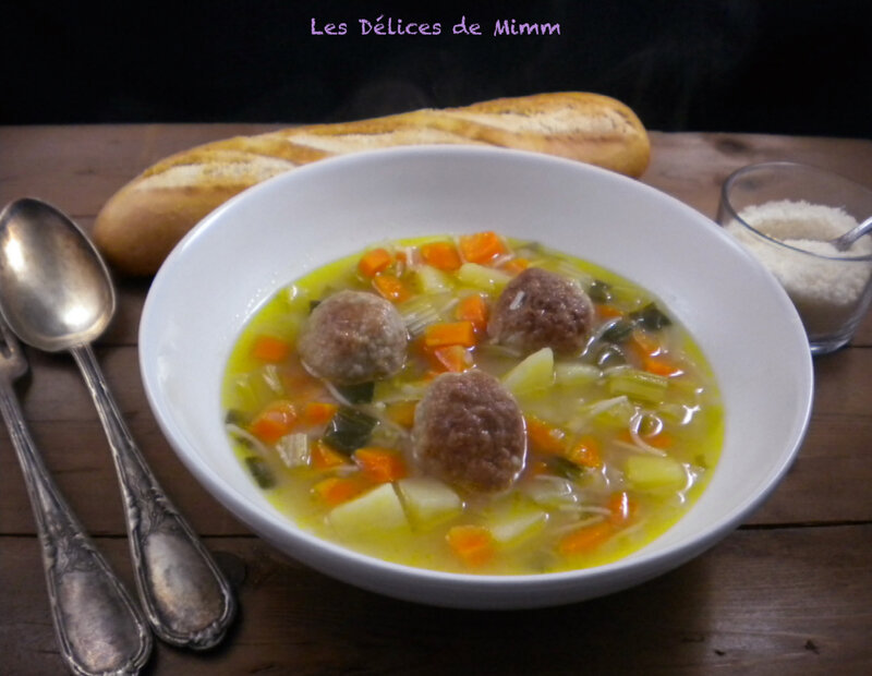 Bouillon aux boulettes 2