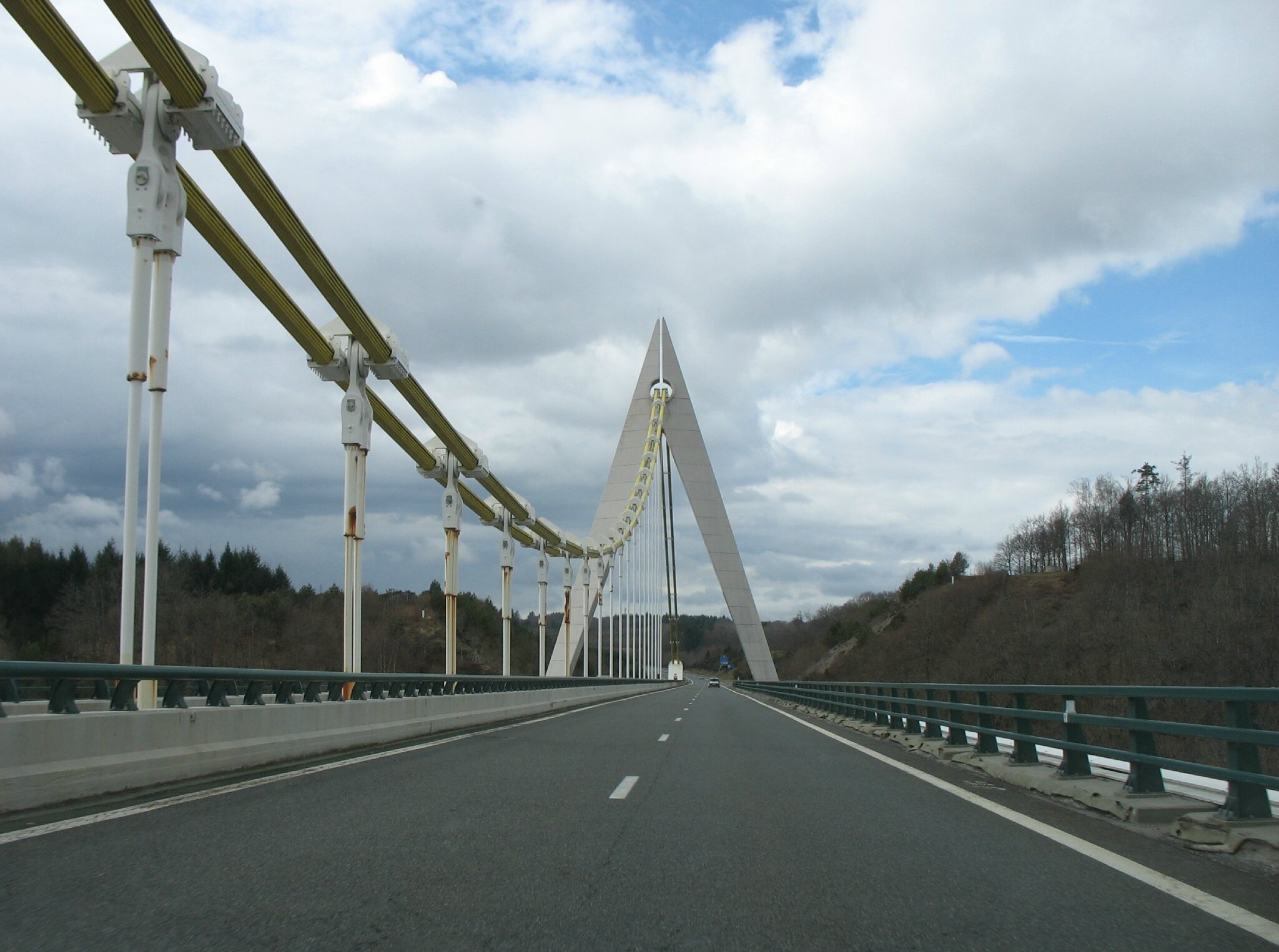 Merlines, viaduc du Chavanon (19)