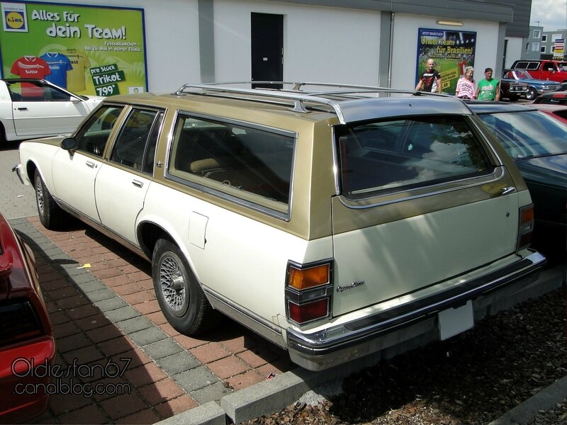 chevrolet-caprice-classic-wagon-1981-1985-02