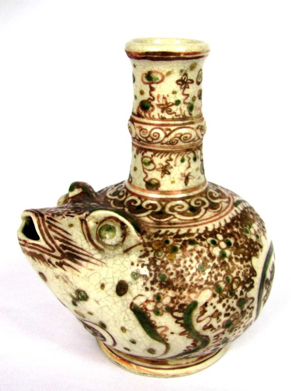 GÔM SÚ'. Ceramics from Viêt Nam, a 2000-Year History GÔM SÚ'. Ceramics from Viêt Nam, a 2000-Year History