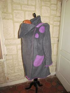 manteau de portage gris et violet bulles (2)