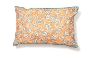 coussin_orange_rieeliselarsen