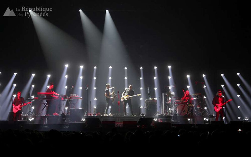 pascal-obispo-au-zenith-de-pau-ce-vendredi-soir (2)