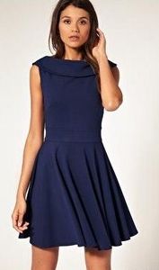 Robe_ajust_e_et__vas_e___encolure_bateau_ASOS