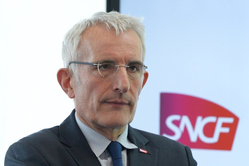 7792345729_guillaume-pepy-president-de-la-sncf-lors-d-une-conference-de-presse-en-2016