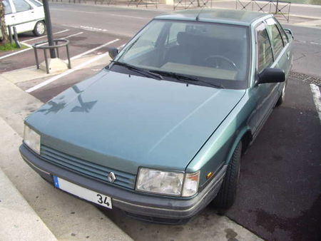 Renault21av