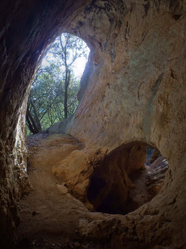 grotte 2 entrées