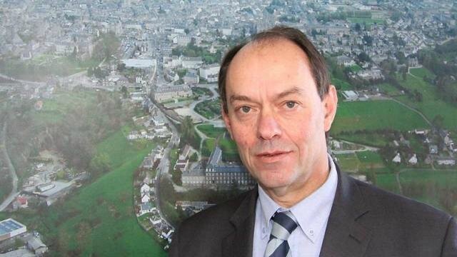 Guénhaël Huet maire député municipales 2014 Avranches