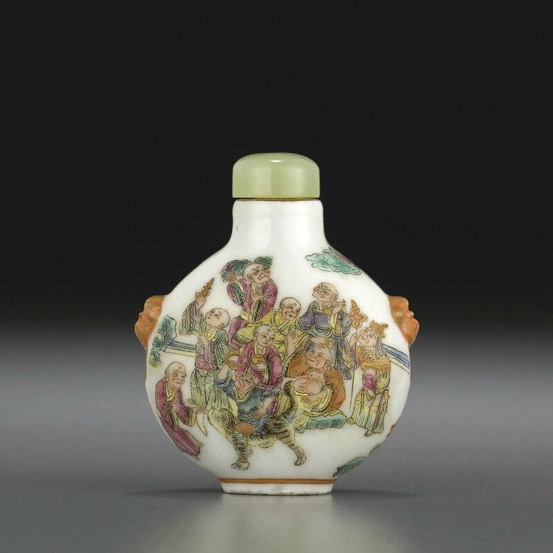 A famille rose enameled porcelain snuff bottle, Jingdezhen kilns, Daoguang mark and of the period, 1821-1850