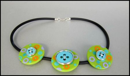 collier boutons vert et turquoise pastilles