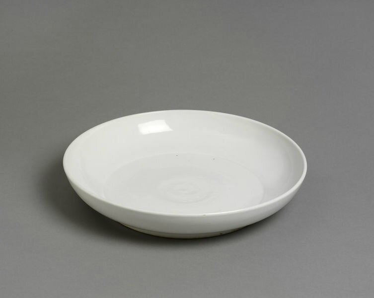 Porcelain dish, China, Ming dynasty, Yongle reign (1403-24)