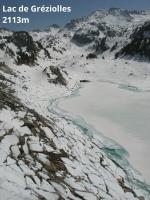 Lacs de Gréziolles, lac gelé