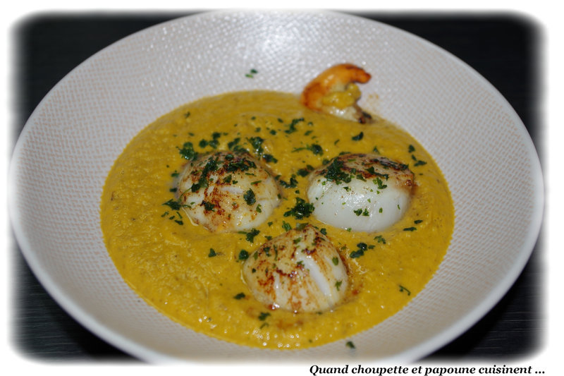 saint-jacques sur crème de corail-9065
