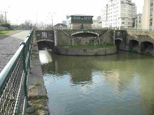 07_03_02__016_canal_st_denis_ecluse_1