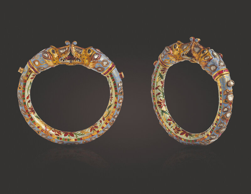 2019_NYR_17464_0161_000(a_pair_of_antique_diamond_ruby_and_enamel_kadas)