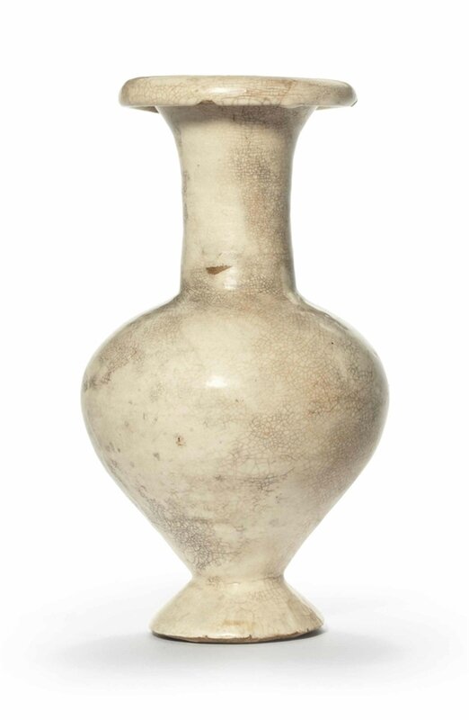 A Cizhou-type cream-glazed vase, Northern Song dynasty (AD 960-1127)