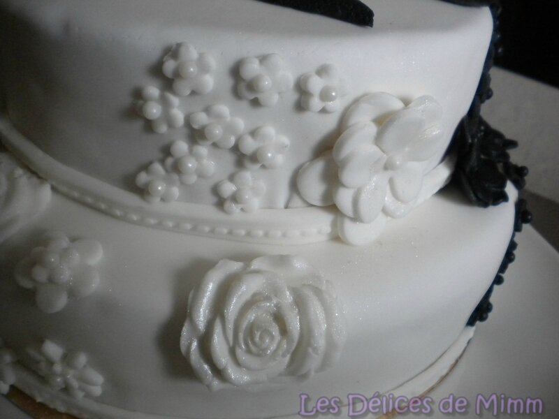 Gâteau Notes de Musique en noir et blanc 10