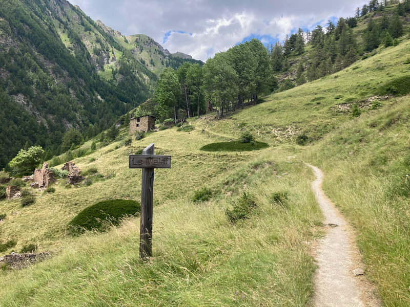 Descente dans la vallée de Malrif