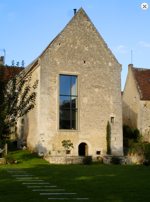 grenier du 15 ieme siecle restaure a vendre magnifique 370