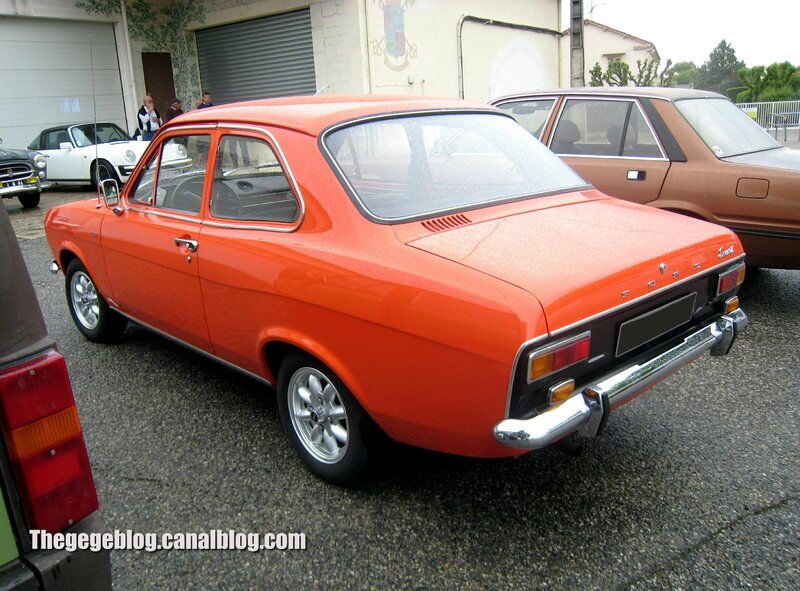 Ford escort 1300 GT (1968-1975)(Rencard de Valreas mai 2014) 02