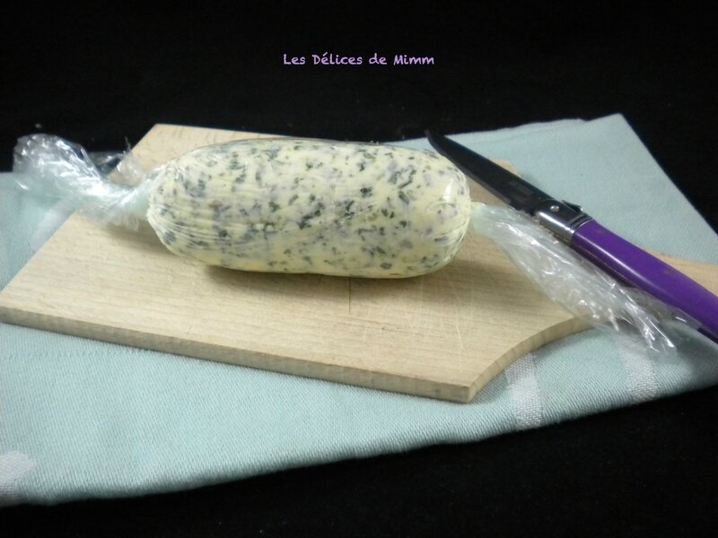 Le beurre à l’ail et aux fines herbes