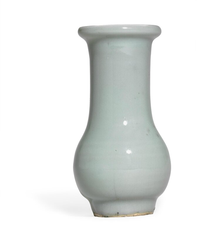 A Longquan celadon pear-shaped vase, Song Dynasty (960-1279)