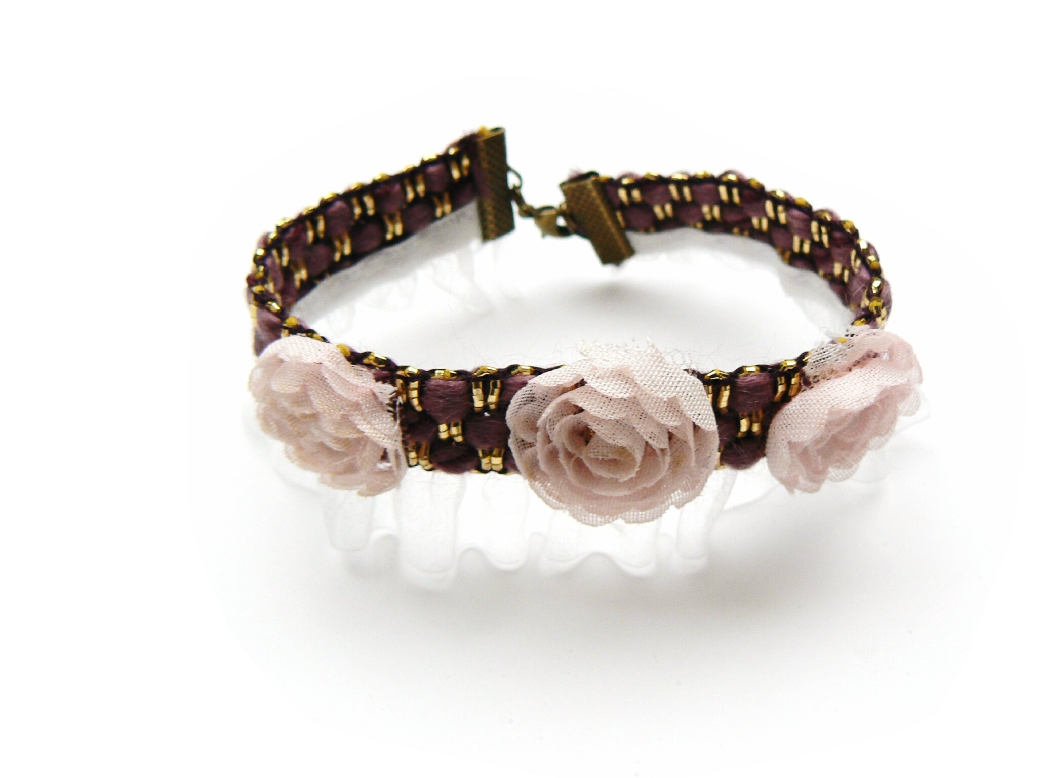 bracelet-fleurs sur galon-prune