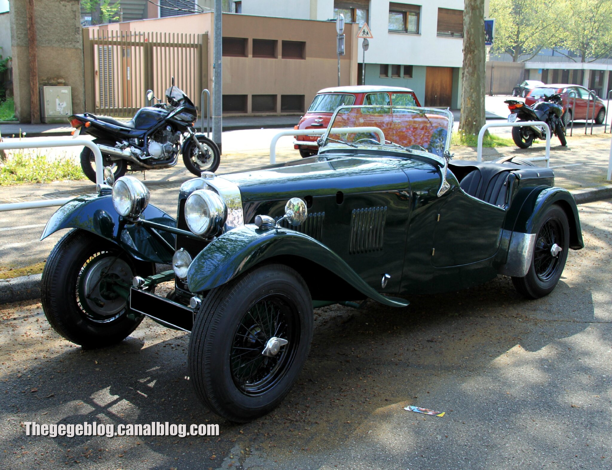 HRG (Henry Ronald Godfrey) 1500 roadster (1939-1956)(111 ex)(Retrorencard mai 2013) 01