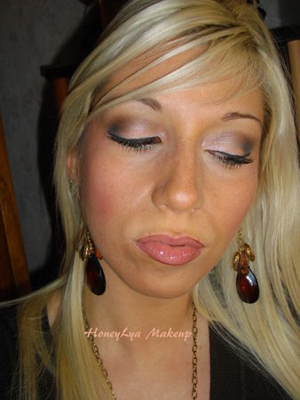 makeup_turquoise_chanel_mauve_carre_078