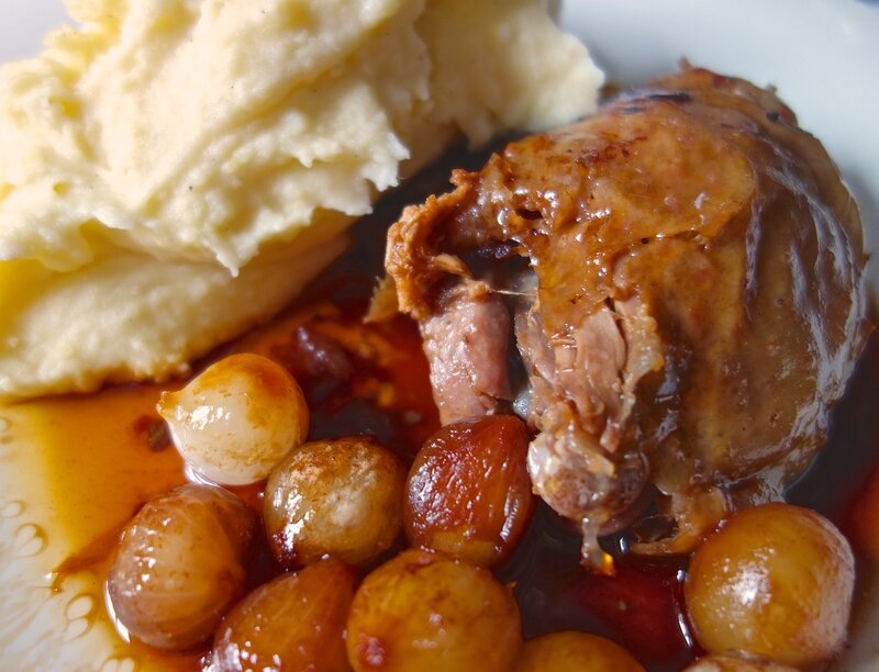 pintade chaponnée au miel et au pamplemousse, purée à la vanille