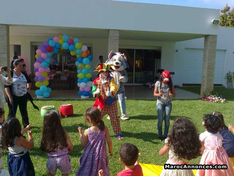 endroit pour fêter son anniversaire a Casablanca,
Animation des anniversaire pour les adultes a Casablanca,
DJ pour anniversaire a Casablanca,
Clown pour anniversaire a Casablanca,
Animateur Micro a Casablanca,
Animateur commercial a Casablanca,
géant sur