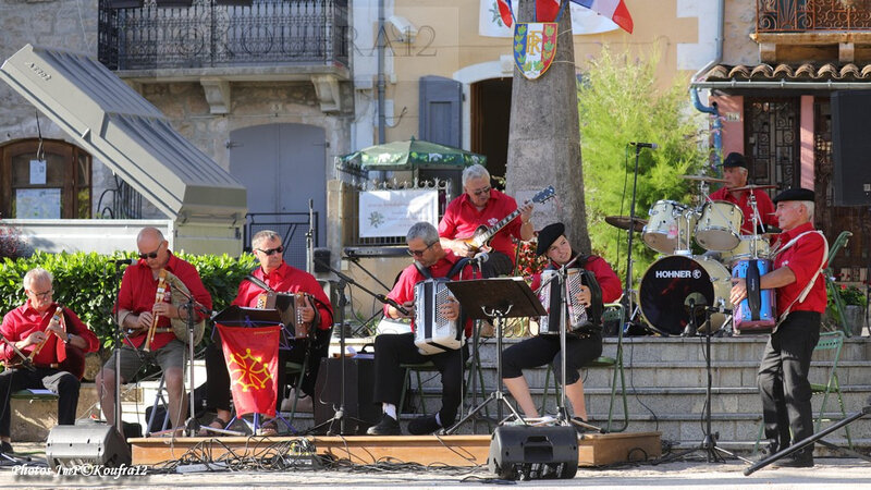 Photos JMP©Koufra 12 - Le Caylar - Los Musicaires del Castèl - 14072019 - 0157